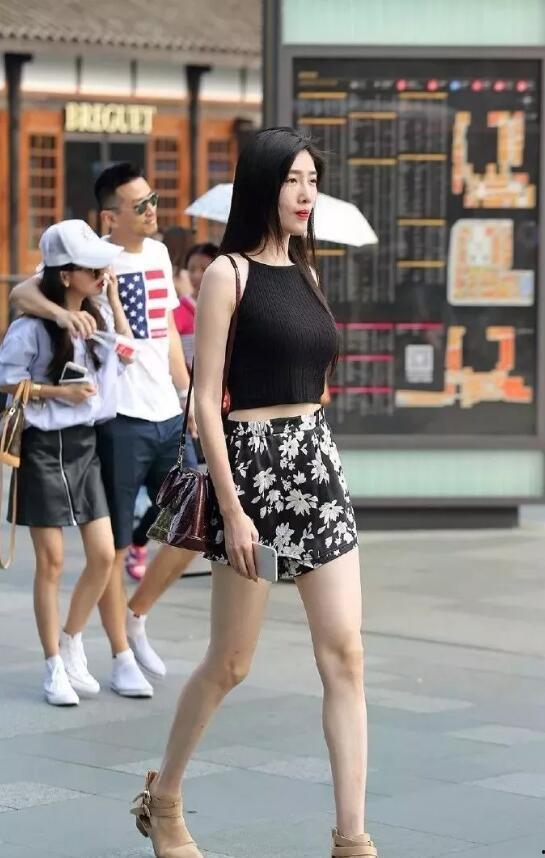 40岁的丝袜少妇图片,40岁丝袜少妇的优雅魅力