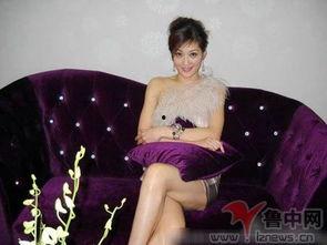 孟广美丝袜屁股图片,性感魅力一触即发