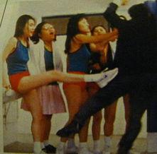 在线播放不文女學堂