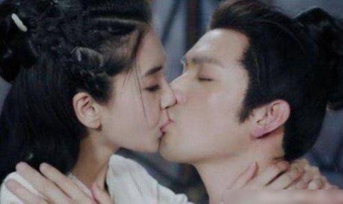 明星现在拍吻戏,明星们的浪漫瞬间